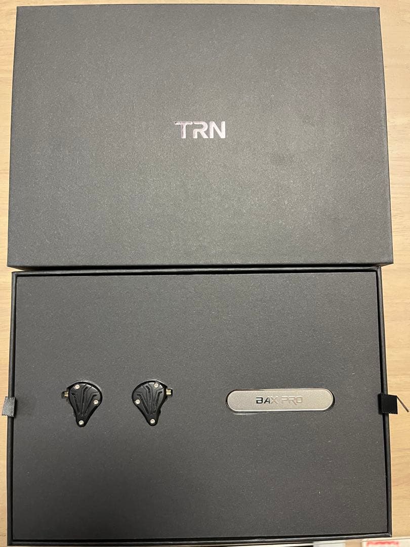 TRN BAX PRO 2EST 2BA 1DD 中華イヤホン 中古