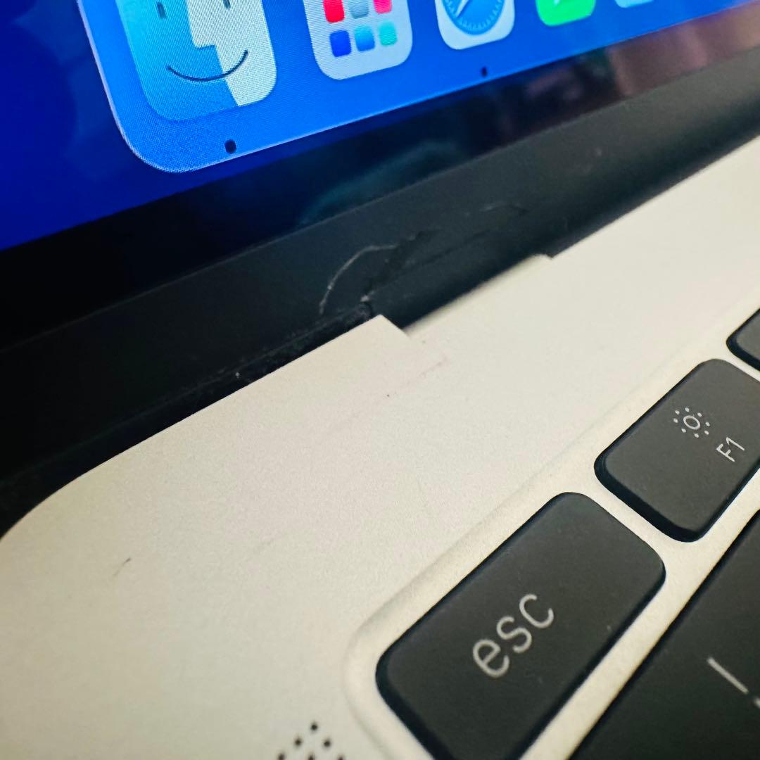 MacBook本体 MacBook Pro 13 inch 2017 TB 3 ports