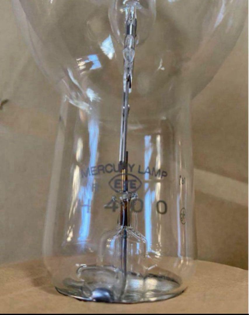 透明水銀灯　水銀ランプ岩崎電気H400です、未使用保管品です。