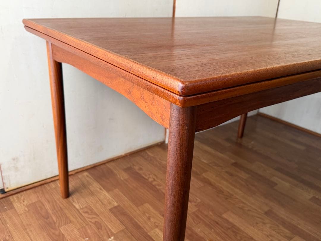 ダイニングテーブル Denmark Extension dining table