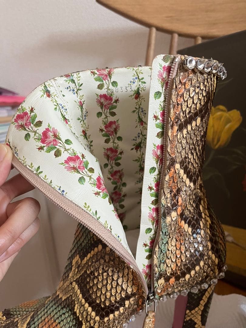 ☆虎馬☆　GUCCI パイソンブーツ　美品