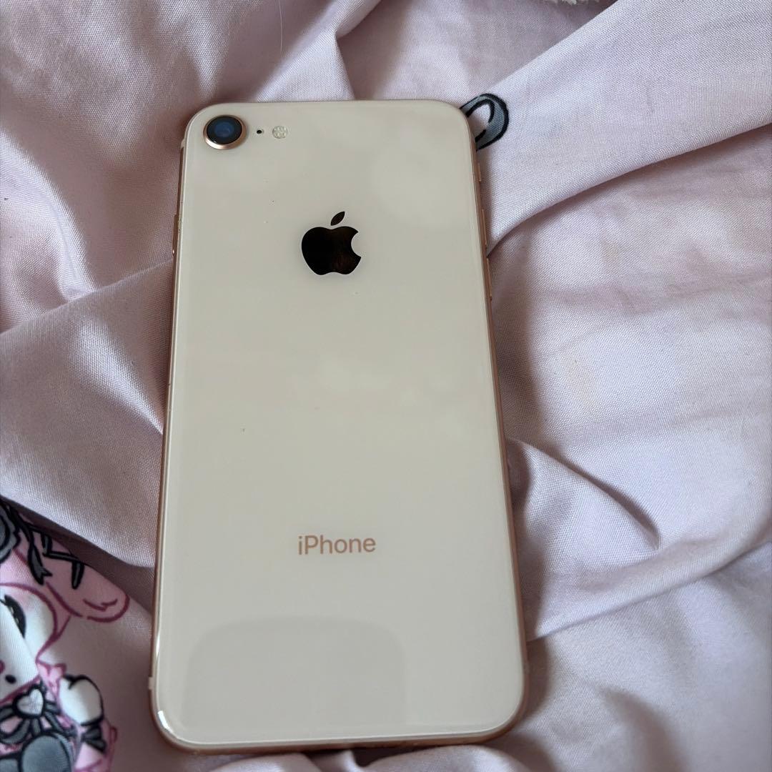iPhone8 本体