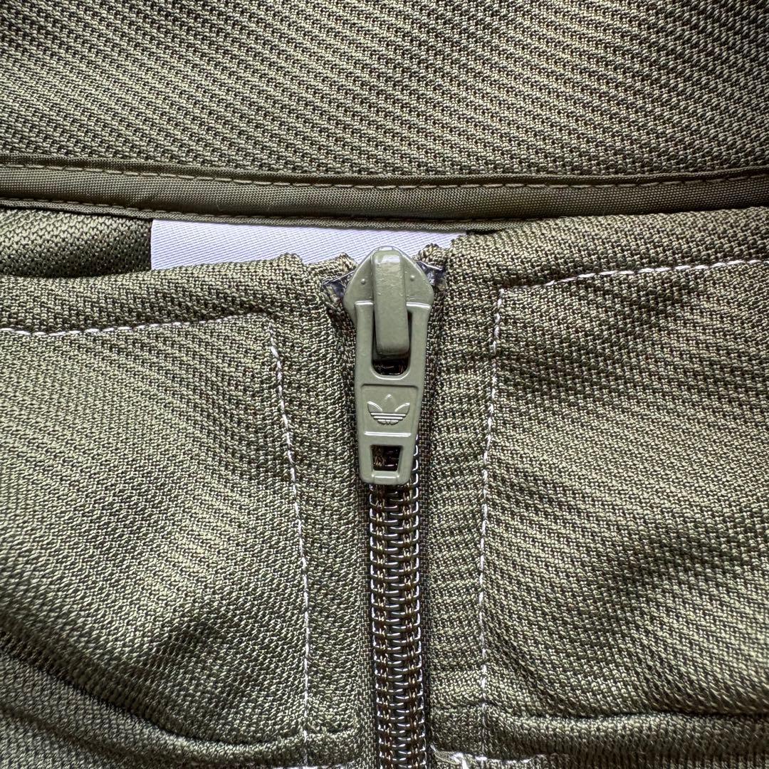 アディダス トラックジャケット モスグリーン GN3806 WW TT 緑 M