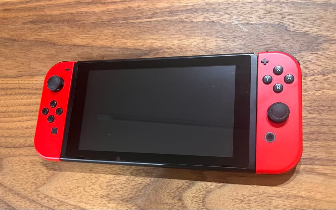 Nintendo Switch 赤/黒 美品 ゲームソフト5本付き