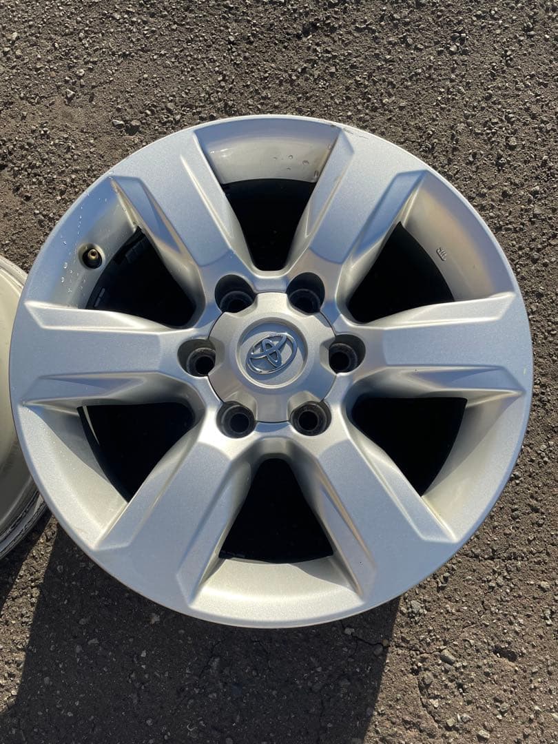 トヨタ150プラド中期 17インチ ホイール