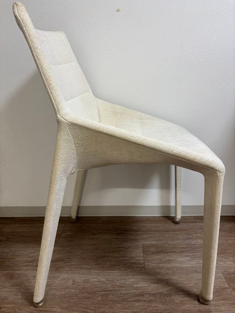 2脚 46万 Molteni&C モルテーニ OUTLINE ダイニングチェア
