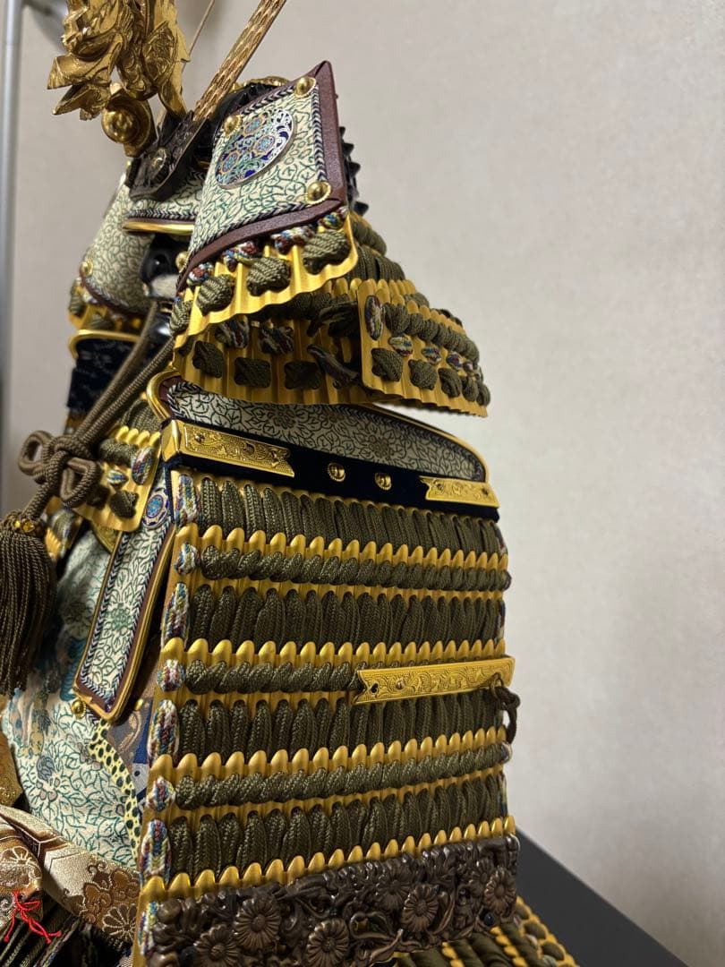 五月人形 武士の鎧 (社団法人日本ひな人形協会会長賞受賞作品)