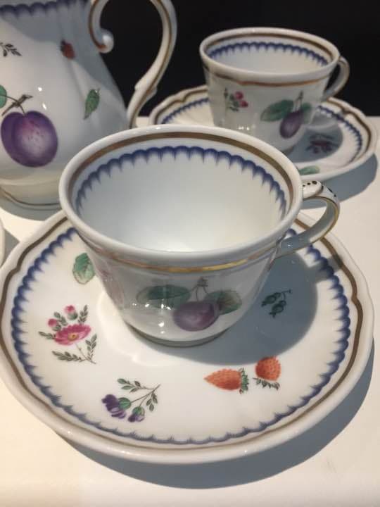 お値下げ★リチャードジノリ イタリアンフルーツ カツブ&ソーサー ＆クリーマー