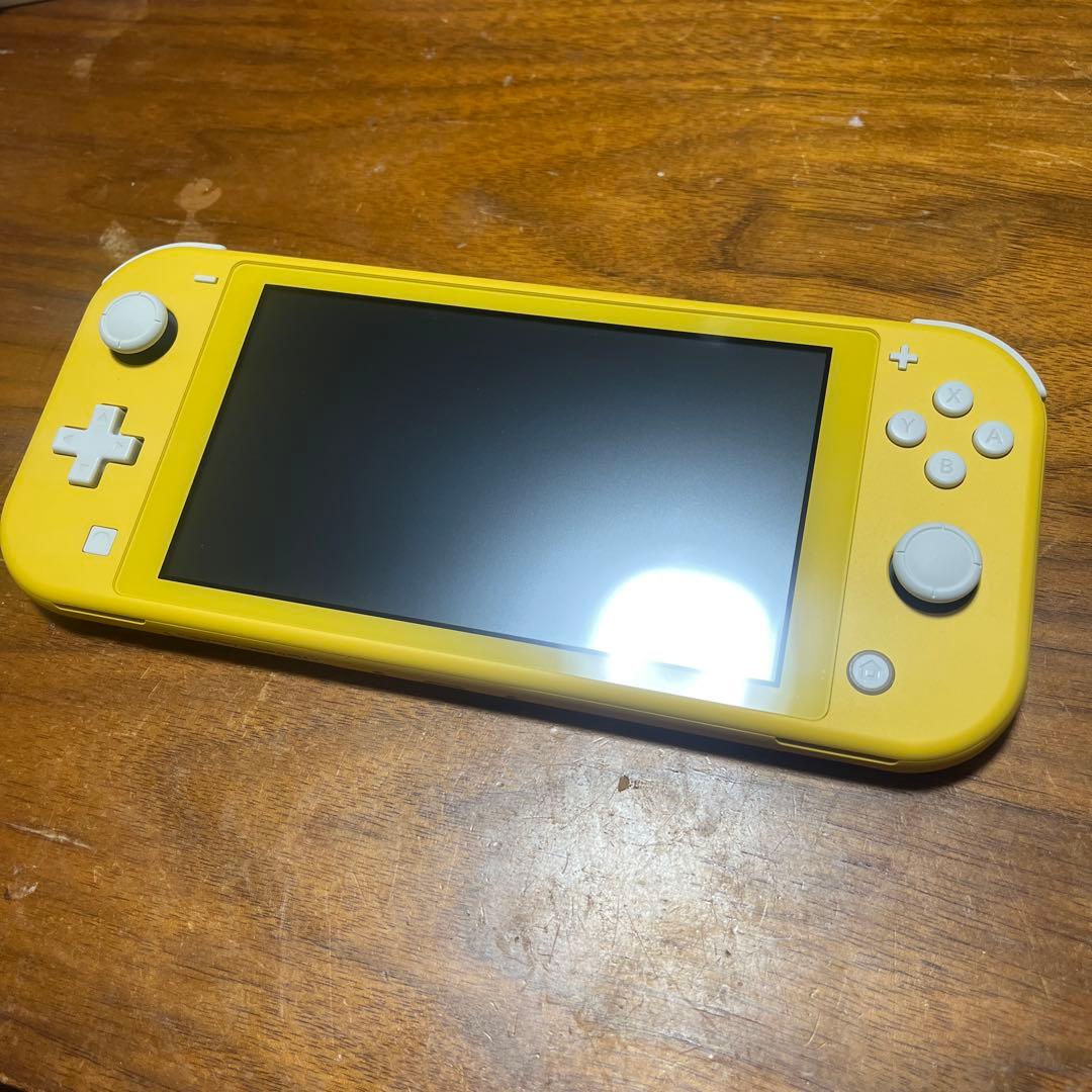 Nintendo Switch ライト　イエロー箱付き