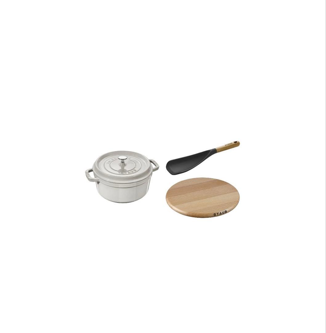 staub ピコ・ココット 22cm カンパーニュ　ラウンド 型　鋳鉄