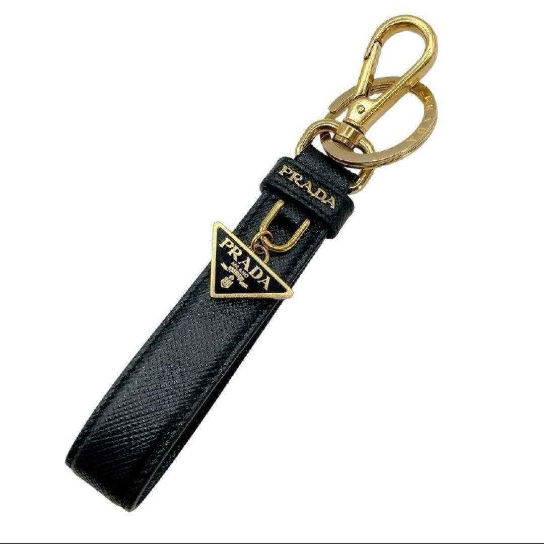 極美品✨PRADA プラダ　キーリング　三角ロゴプレート　サフィアーノ　付属品付
