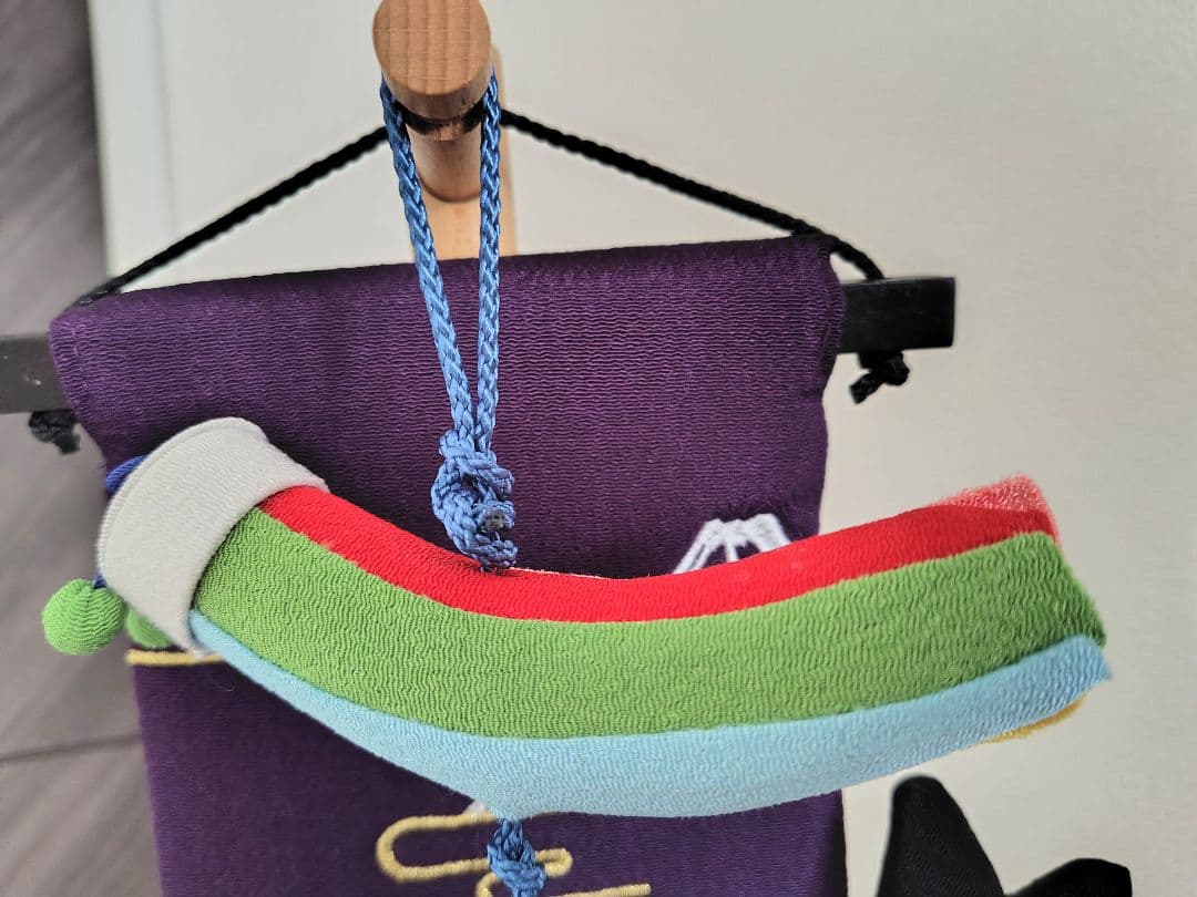 新品✨️室内用吊り飾りの鯉のぼり②小✨️ちりめん細工✕金糸刺繍が豪華でお洒落✨️