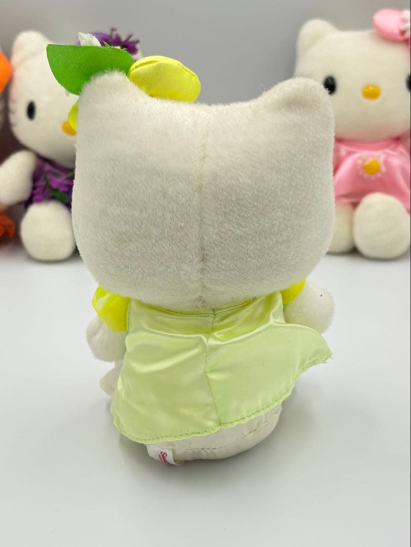 サンリオ　レトロ　ハローキティ　花占い　ぬいぐるみ　5種セット
