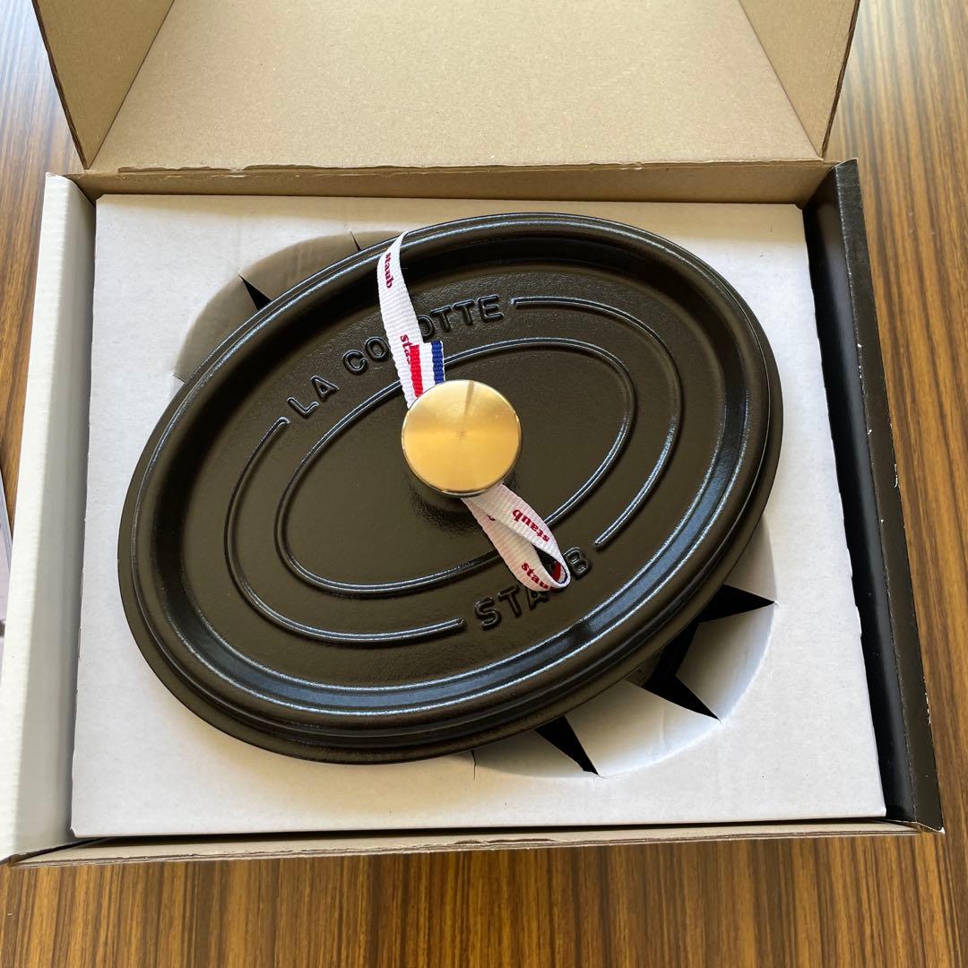 新品　staub ストウブ 「 ピコ ココット オーバル ブラック23cm 」