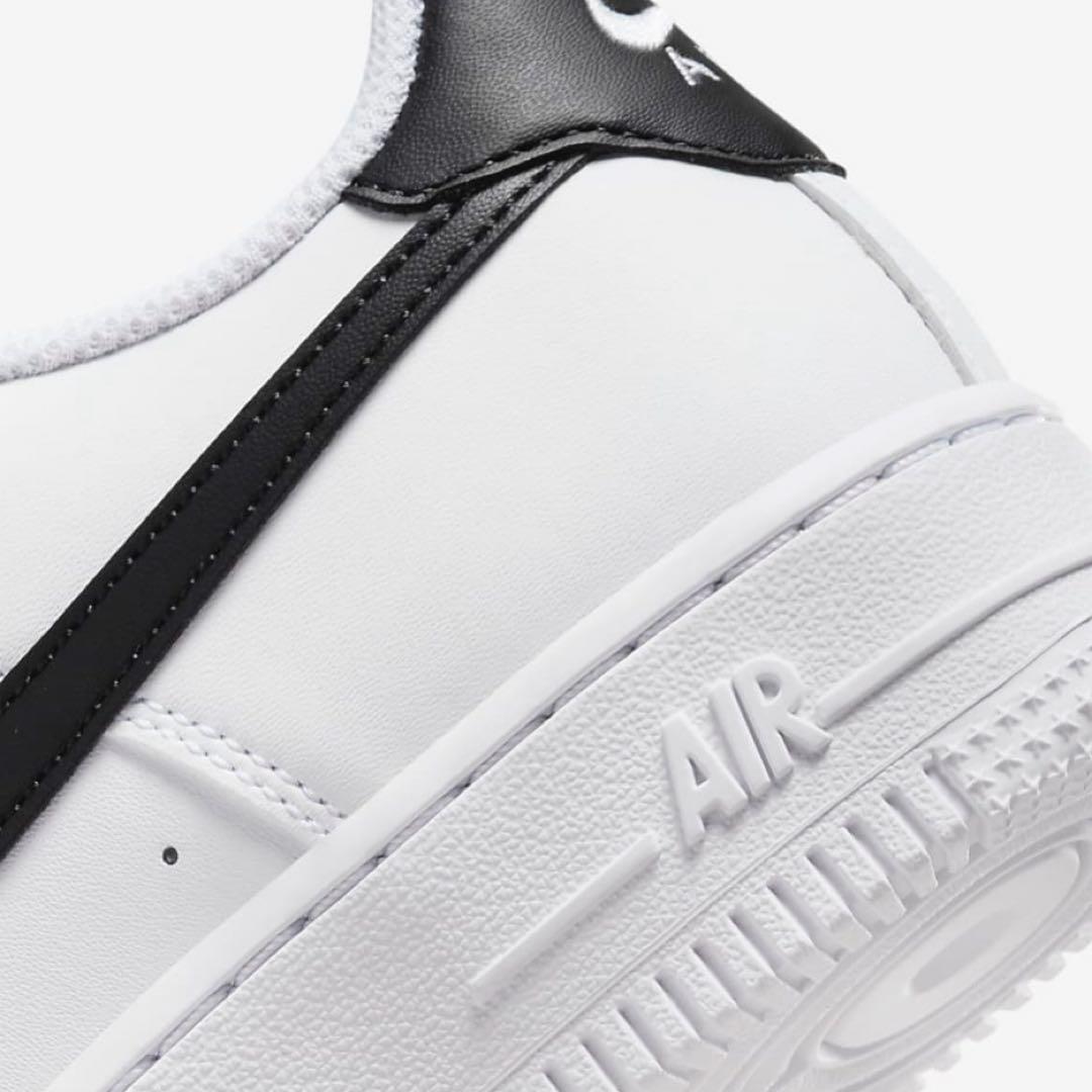 【新品23.5cm】NIKE｜エアフォース１GS｜ホワイト/ブラック