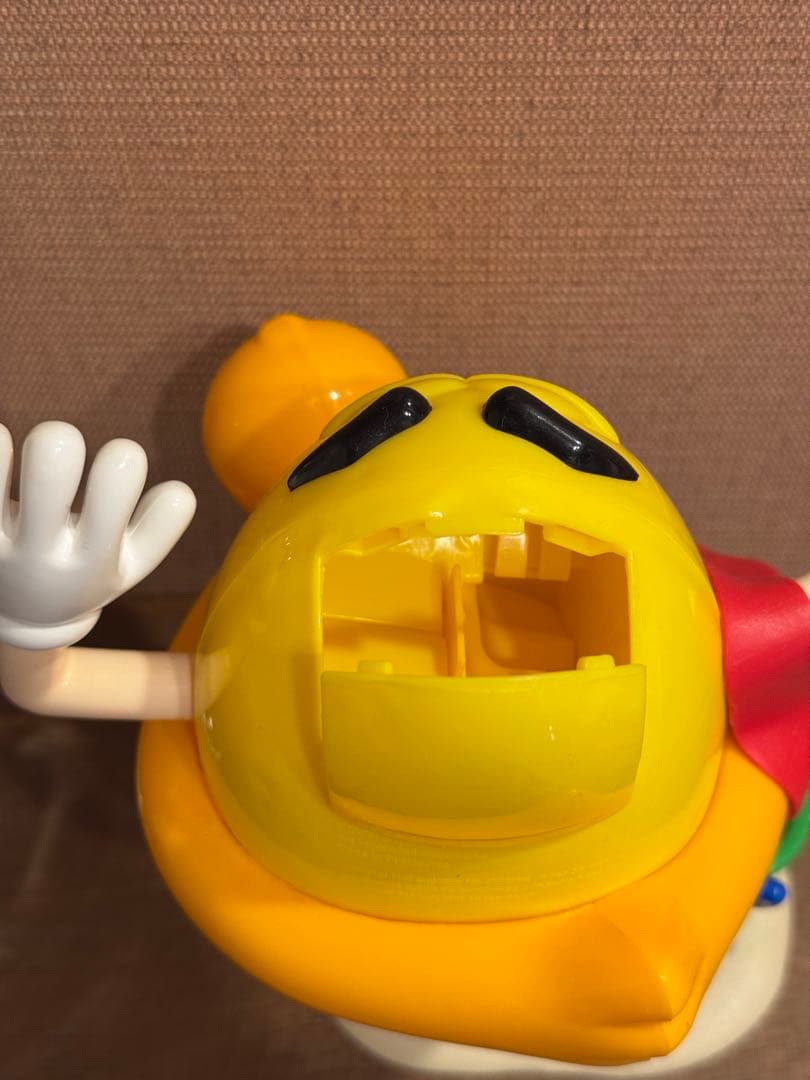 M&M's チョコディスペンサー