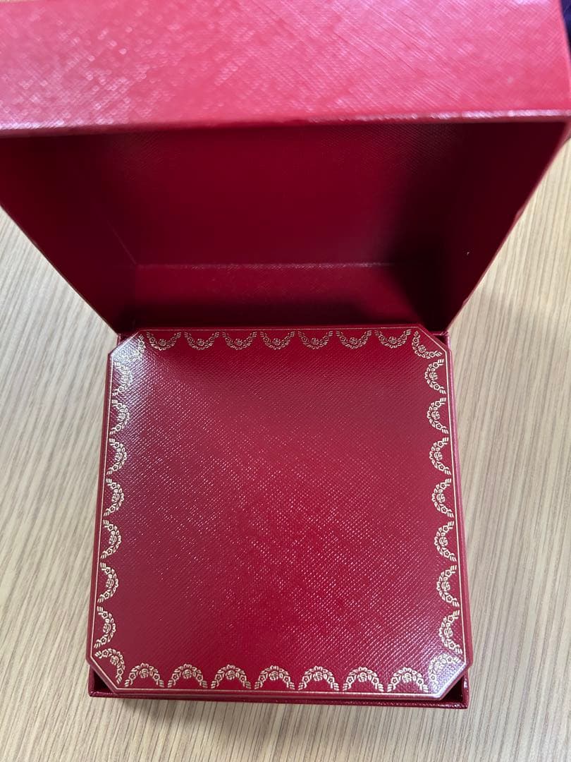 ⭐︎ Cartier カルティエ⭐︎ボックス➕ベロア保存袋