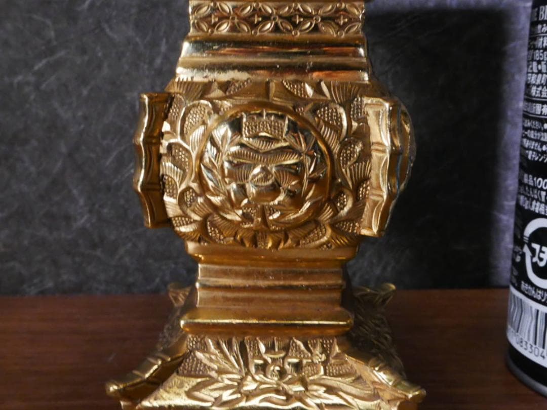 限定値下　収集品　国産最高級深彫真鍮仏具　花瓶　花立　セラミックコート付4689