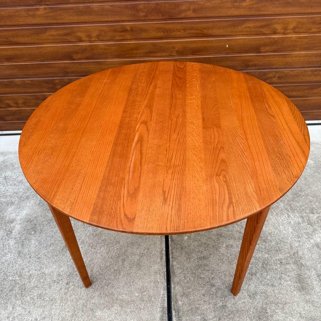 美品 unico TOVE ラウンド ダイニングテーブルφ1100 北欧