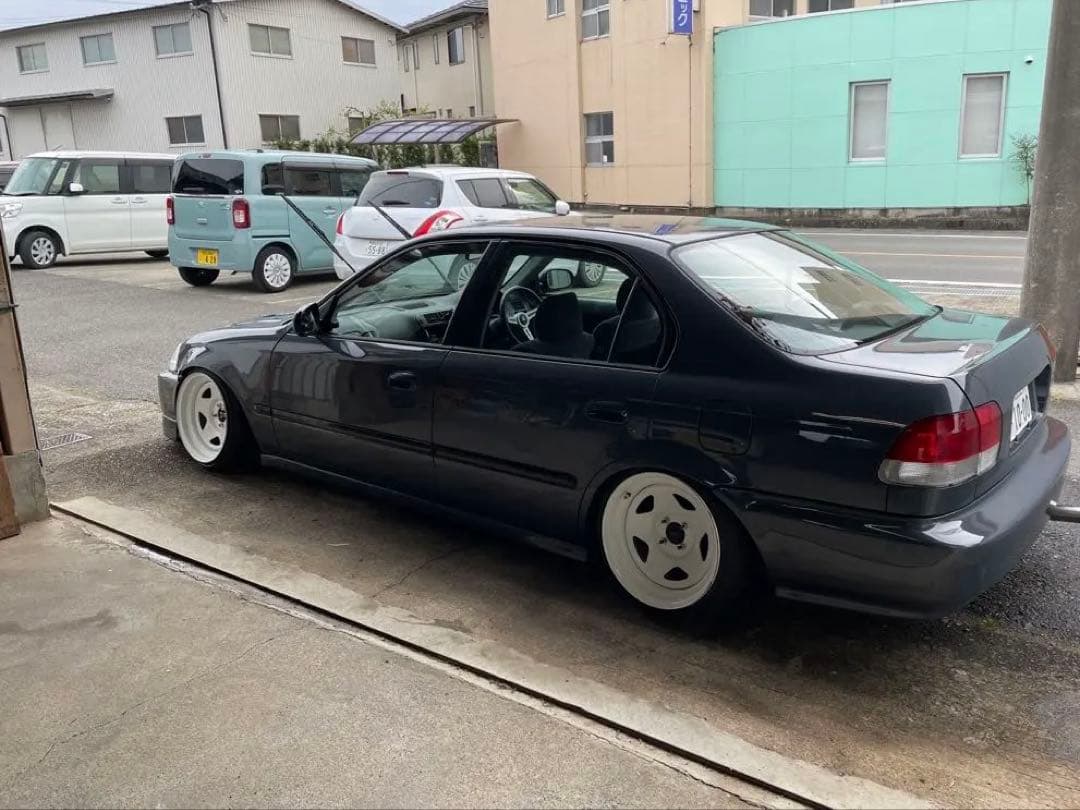 TC01 16×8j 4本