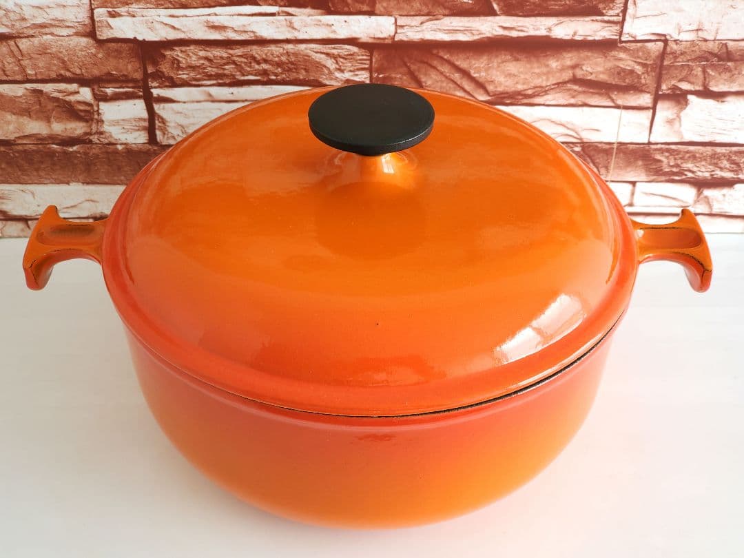 【値下げ中】LE CREUSET エンツォ マリ ル・クルーゼ　ママシリーズ
