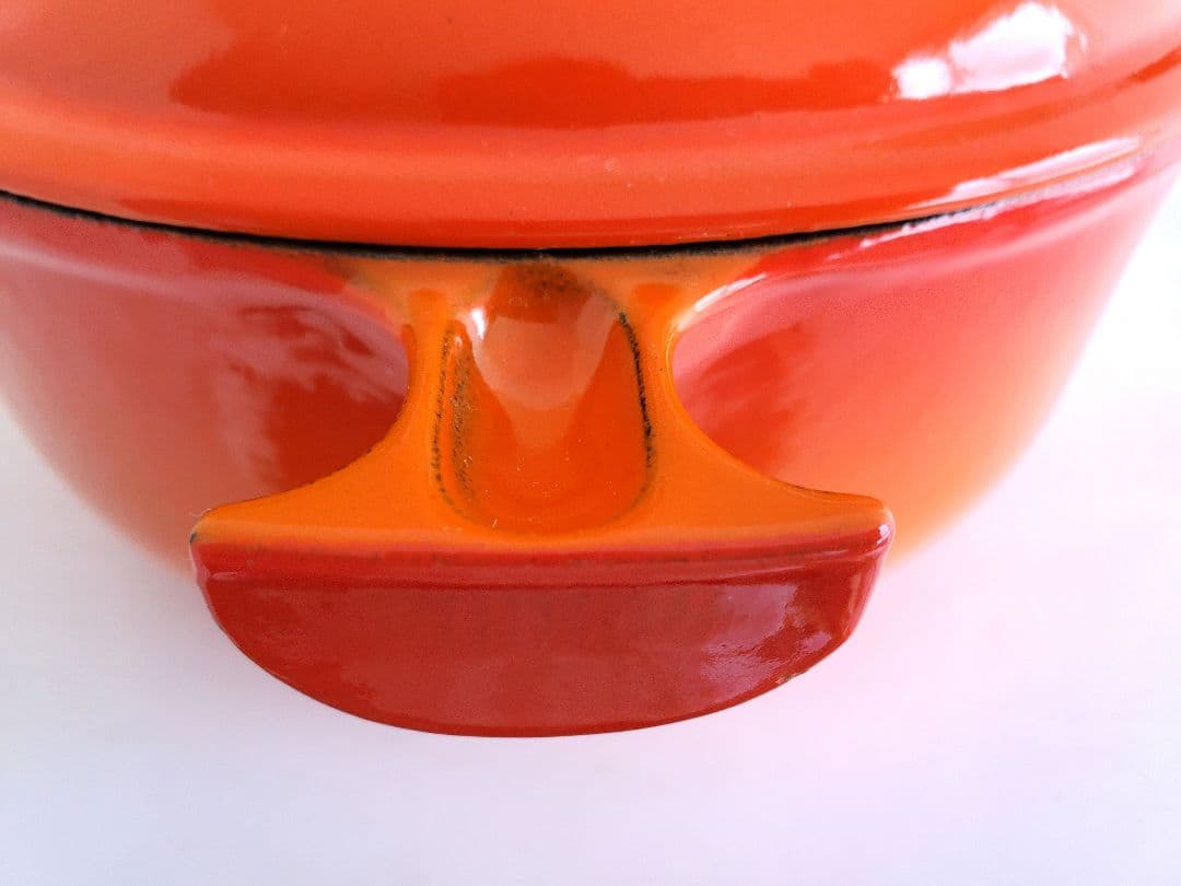 【値下げ中】LE CREUSET エンツォ マリ ル・クルーゼ　ママシリーズ