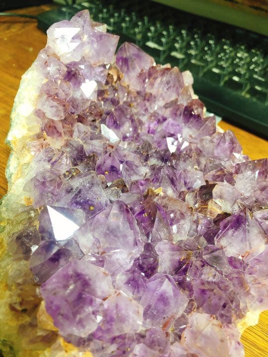 アメジスト　アメジストドーム　天然 紫水晶 宝石　約2Kg 石