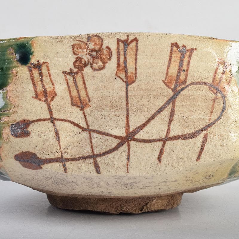 メル45012 　茶道具　古瀬戸　織部焼　沓茶碗　時代箱付　C　R9114