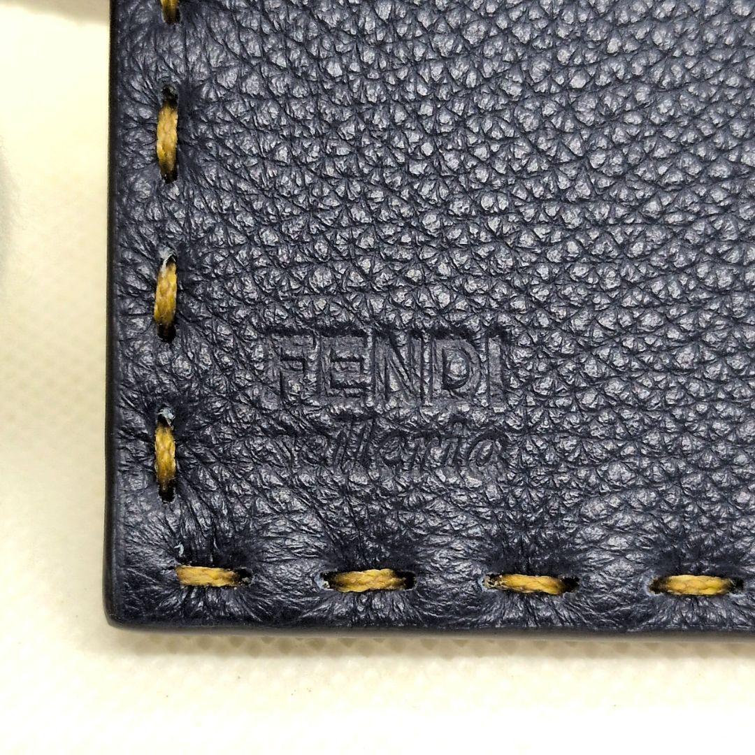 【未使用級】フェンディ　セレリア　名刺入れ　カードケース　バイカラー　ロゴ金具